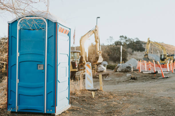 Best Porta potty delivery and setup  in Middle Island, NY
